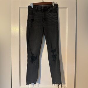 American Eagle Outfitters Women’s Black Distressed Skinny Jeans